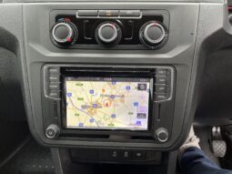 VW Caddy Maxi 2.0 TDi BlueMotion Tech Highline Nav Manual (150bhp) – ZKV full