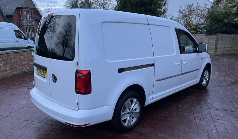 VW Caddy Maxi 2.0 TDi BlueMotion Tech Highline Nav Manual (150bhp) – ZKV full
