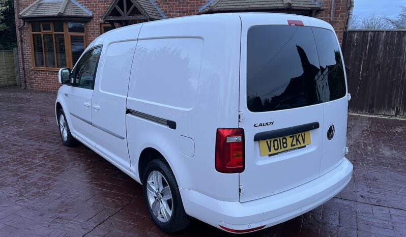 VW Caddy Maxi 2.0 TDi BlueMotion Tech Highline Nav Manual (150bhp) – ZKV full