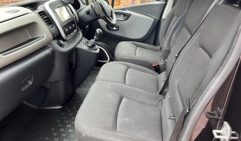Renault Trafic SL27 1.6 DCi Sport L1H1 (115bhp) full
